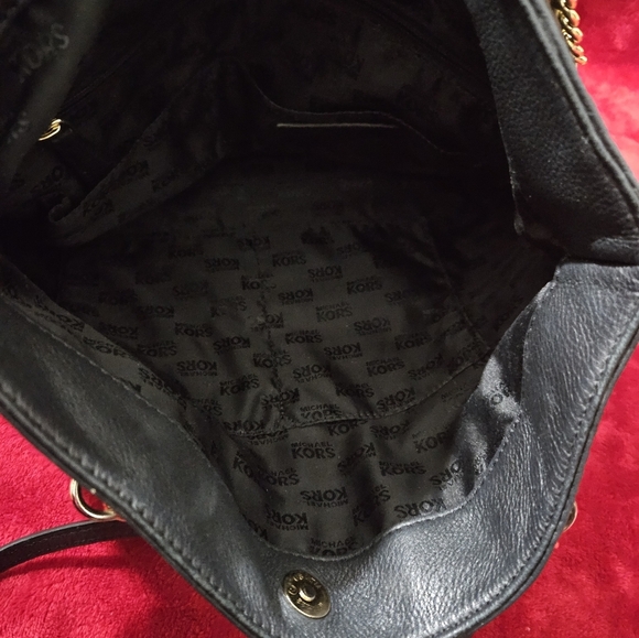 Michael Kors Jet Set Chain Navy Blue Pebble Leather Tote/Handbag - Picture 7 of 12